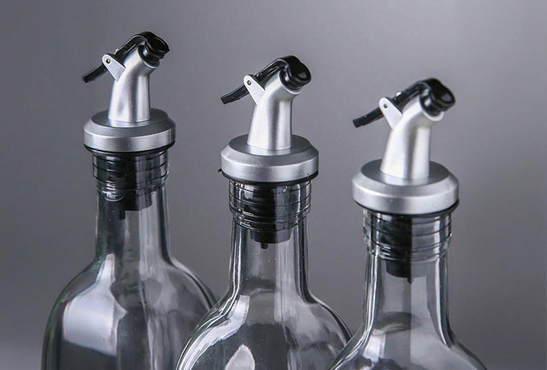 WISHOME Silver-Tone Oil Spout Main Product Image