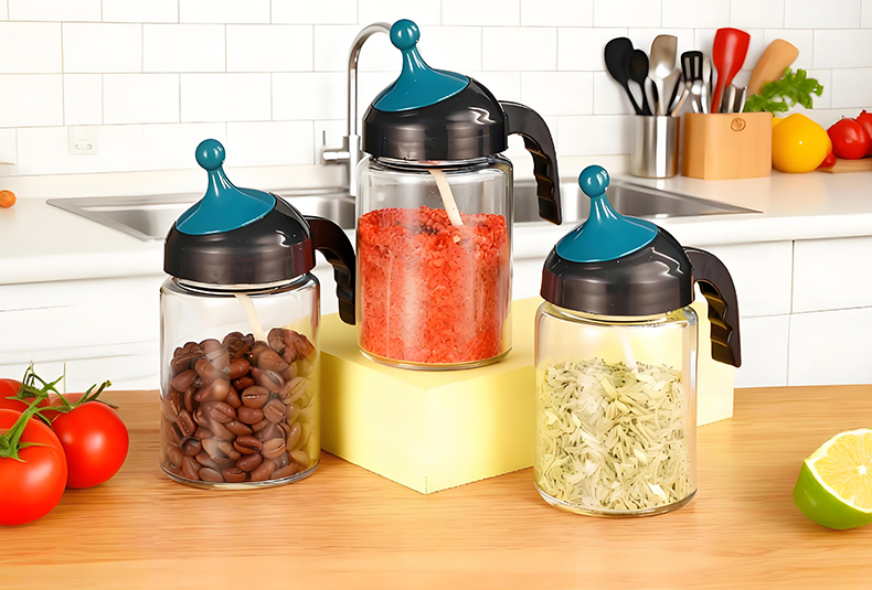 WISHOME 250ML Integrated Spoon-Lid Stylish Seasoning Jar 