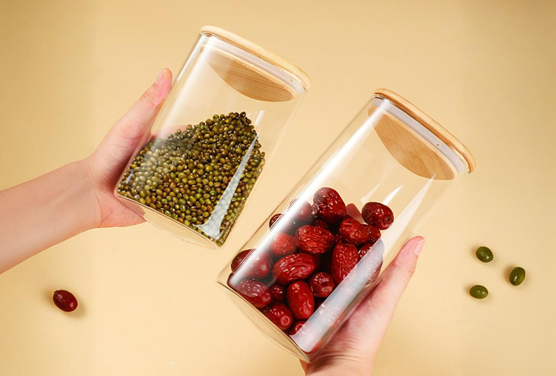 WISHOME Triangular High Borosilicate Glass Sealed Storage Jar Main Product Image