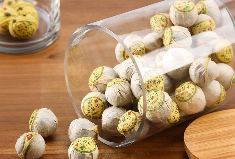 WISHOME Exhaust Borosilicate Glass Storage Jar with Bamboo Lid Main Product Image