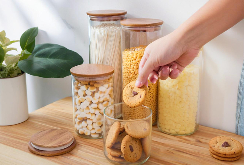 WISHOME Round Borosilicate Glass Storage Jar Set with Bamboo Lid Main Product Image